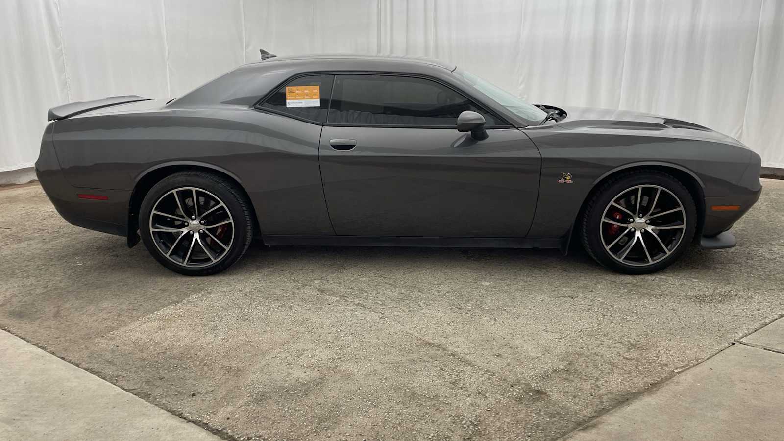 Thumbnail: 2015 Dodge Challenger - 32