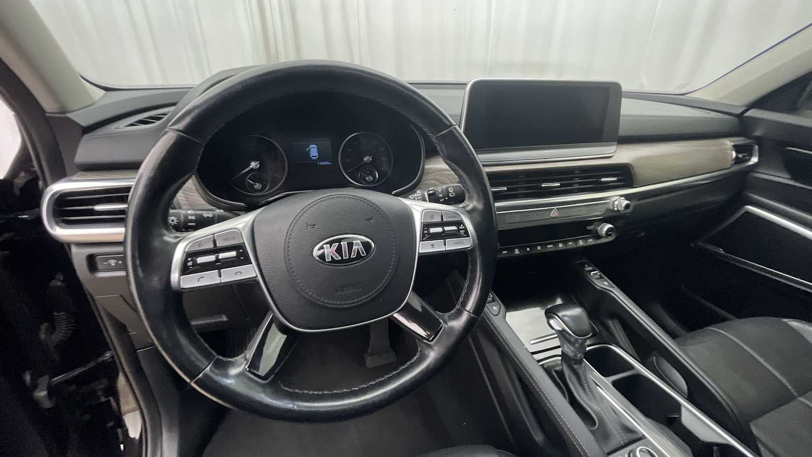 Thumbnail: 2021 Kia Telluride - 3
