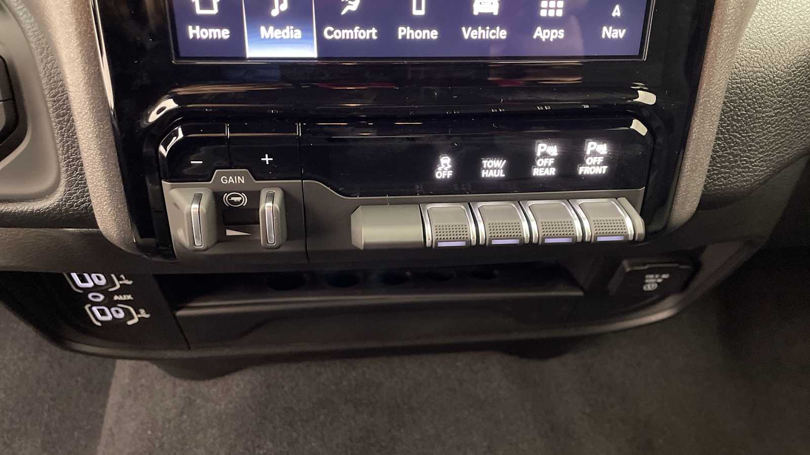 Thumbnail: 2026 RAM 2500 - 23