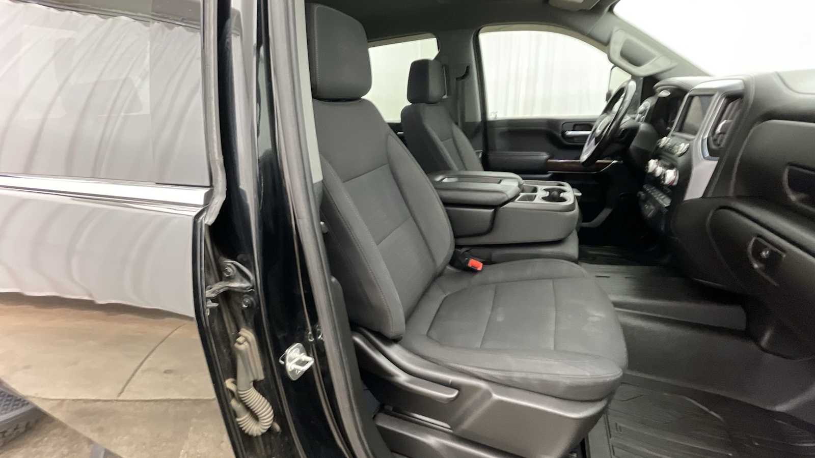 Thumbnail: 2022 GMC Sierra 2500 - 10