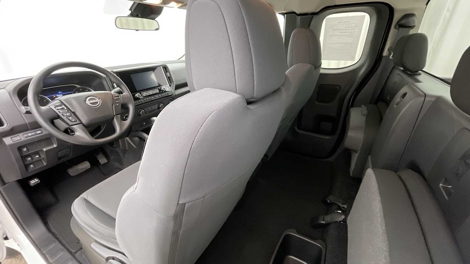 Thumbnail: 2025 Nissan Frontier - 7