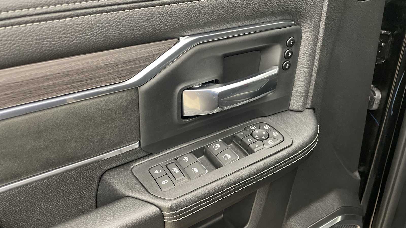 Thumbnail: 2026 RAM 3500 - 7
