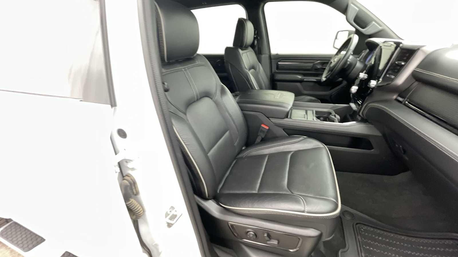 Thumbnail: 2023 RAM 1500 - 11