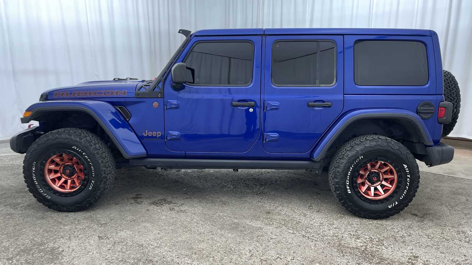 Thumbnail: 2020 Jeep Wrangler - 30