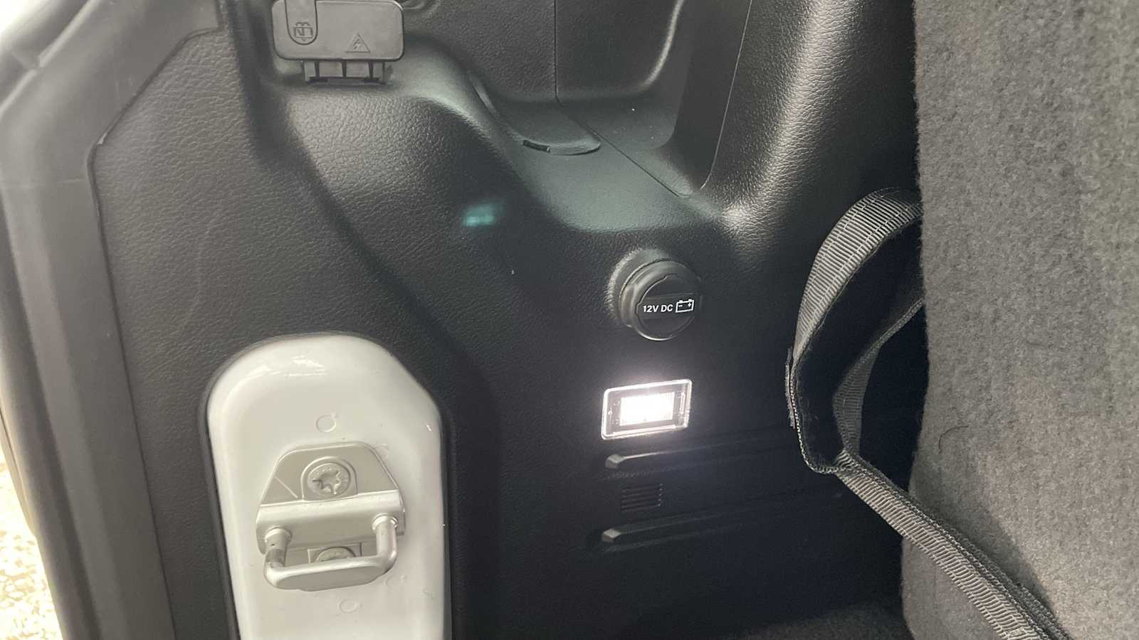 Thumbnail: 2020 Jeep Wrangler - 24