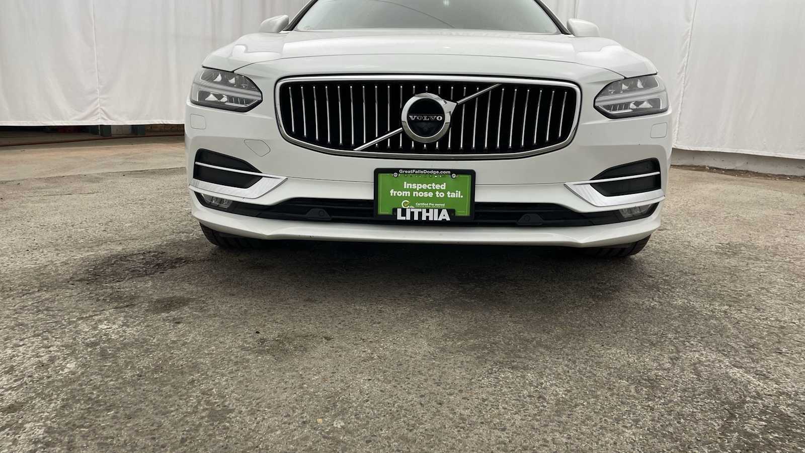 Thumbnail: 2018 Volvo S90 - 38