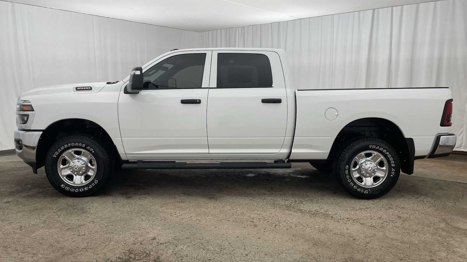 Thumbnail: 2026 RAM 3500 - 29