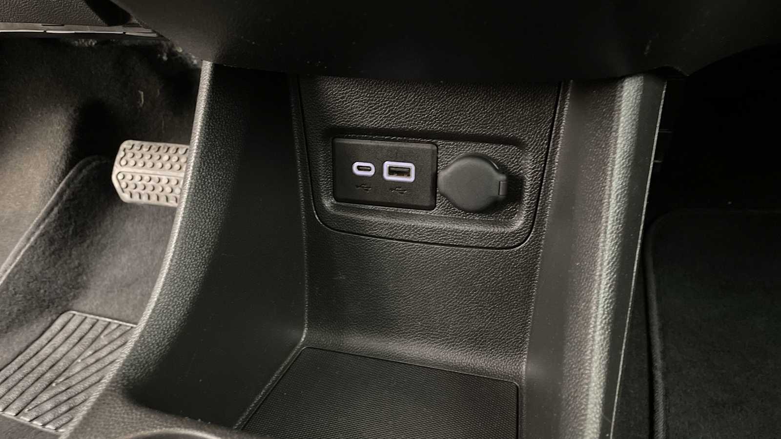 Thumbnail: 2021 Chevrolet Spark - 18