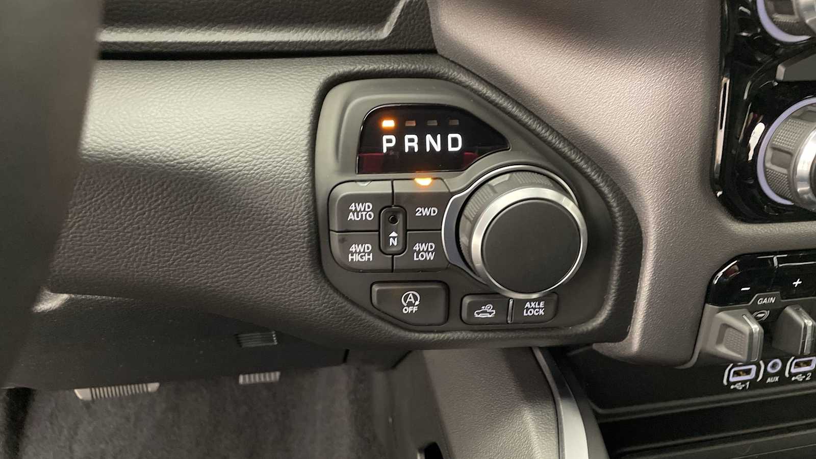 Thumbnail: 2026 RAM 1500 - 18