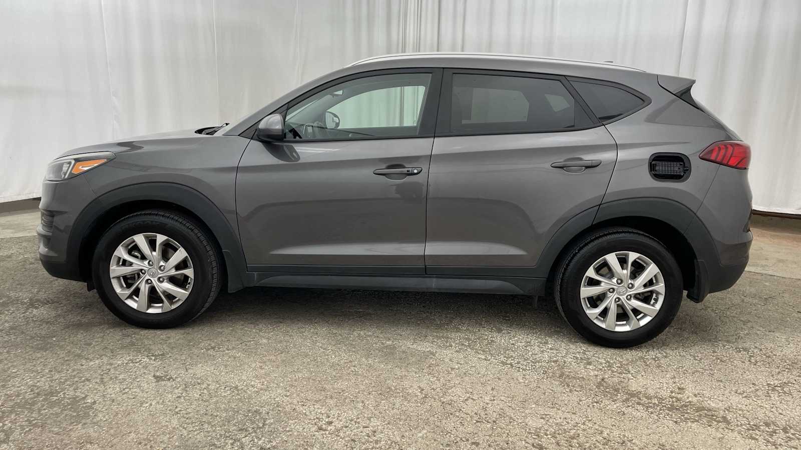 Thumbnail: 2020 Hyundai Tucson - 30