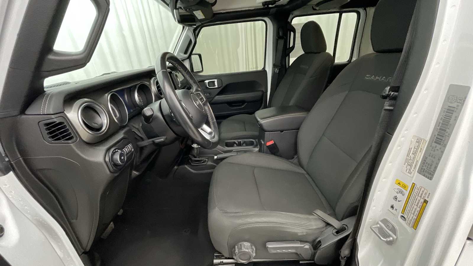 Thumbnail: 2020 Jeep Wrangler - 6