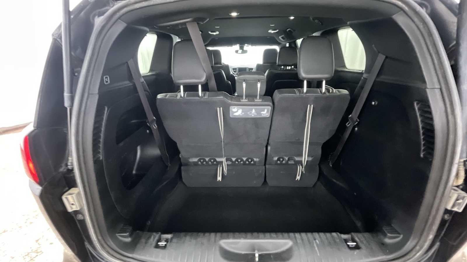 Thumbnail: 2019 Chrysler Pacifica - 29