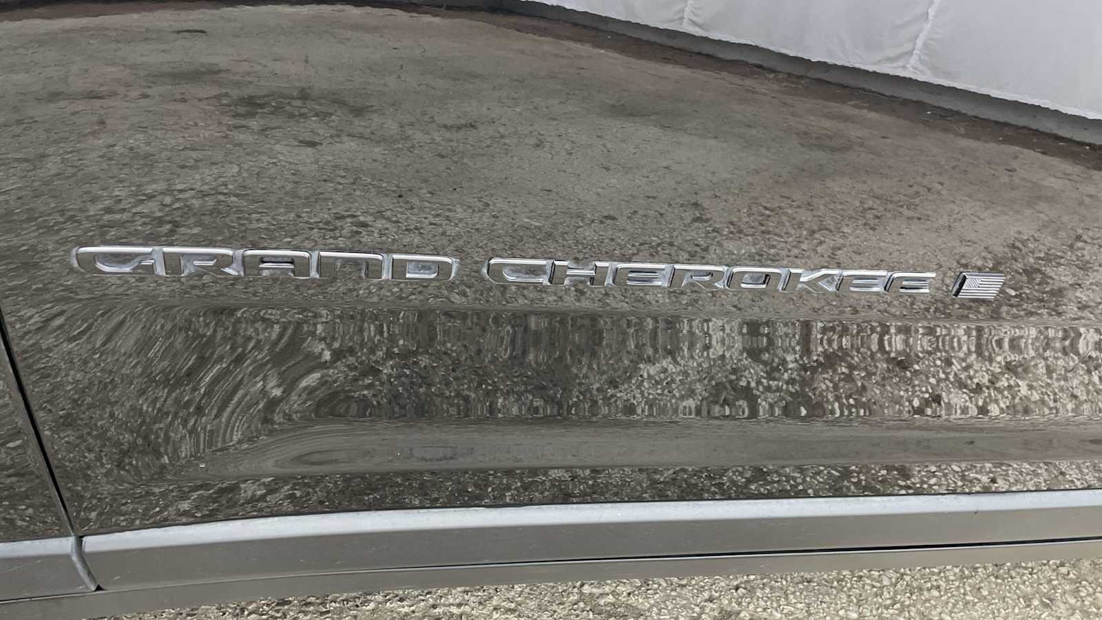 Thumbnail: 2025 Jeep Grand Cherokee - 42