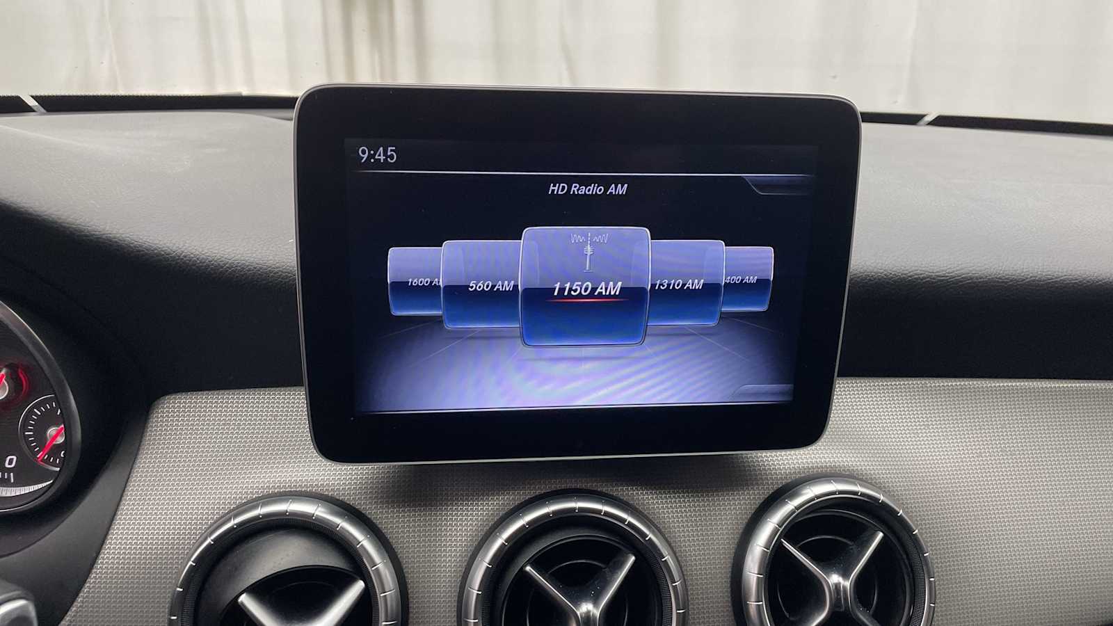 Thumbnail: 2018 Mercedes-Benz CLA - 17