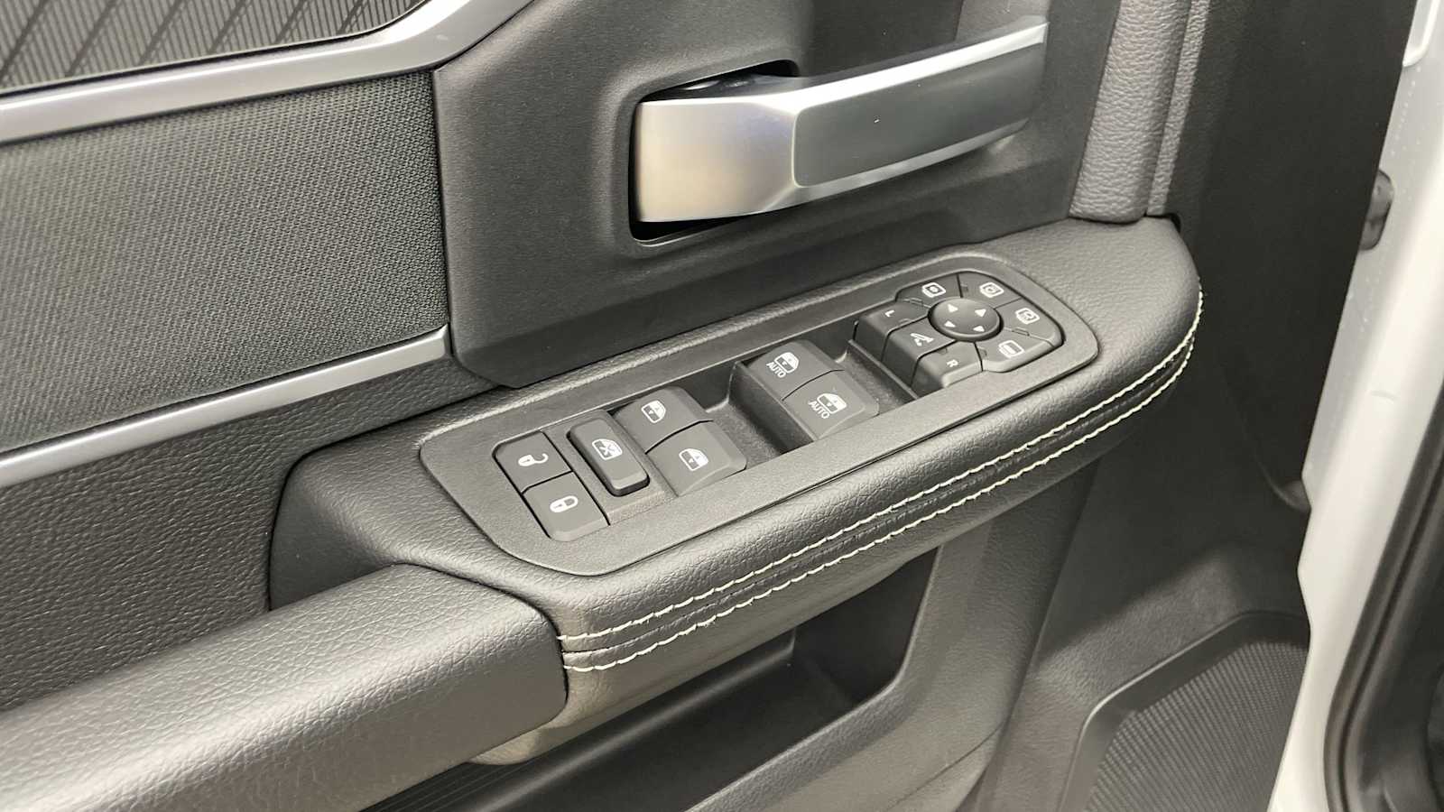 Thumbnail: 2026 RAM 3500 - 7