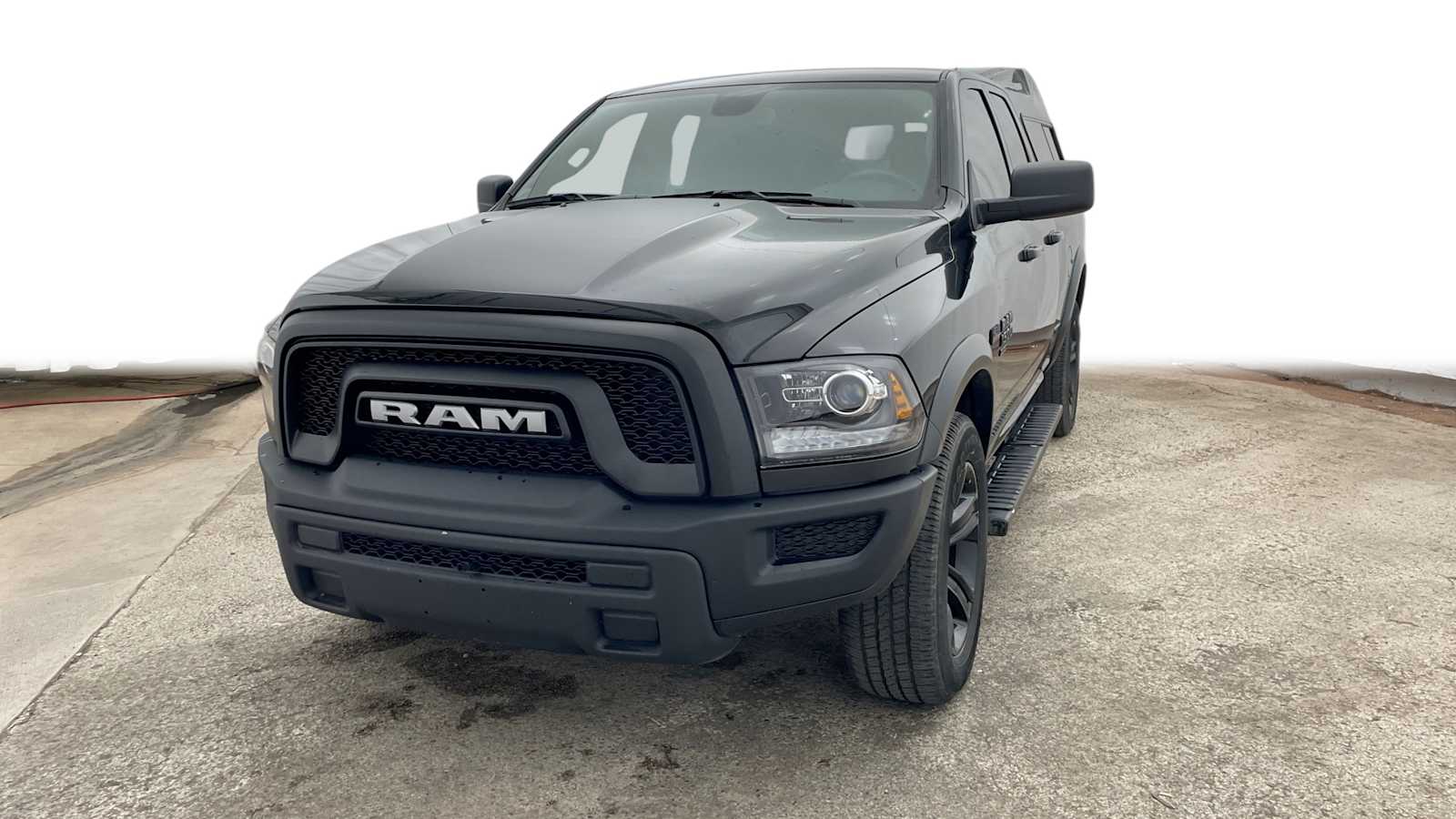 Thumbnail: 2024 RAM 1500 Classic - 2