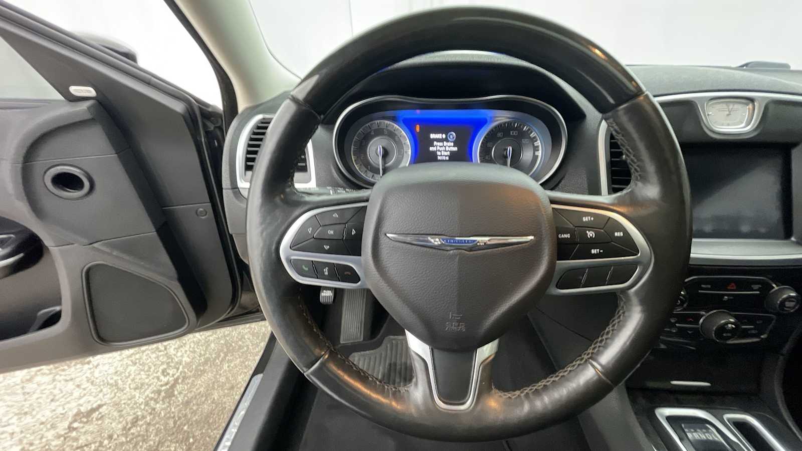 Thumbnail: 2020 Chrysler 300 - 13