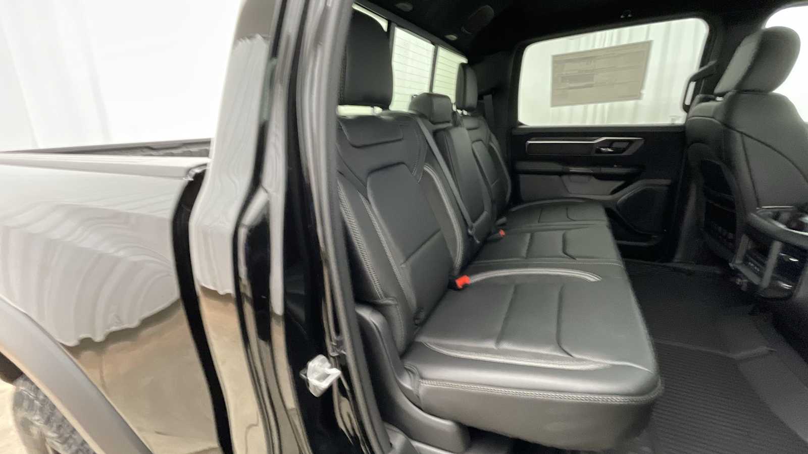 Thumbnail: 2026 RAM 1500 - 10