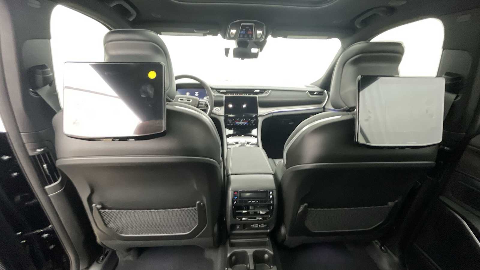 Thumbnail: 2025 Jeep Grand Cherokee - 8