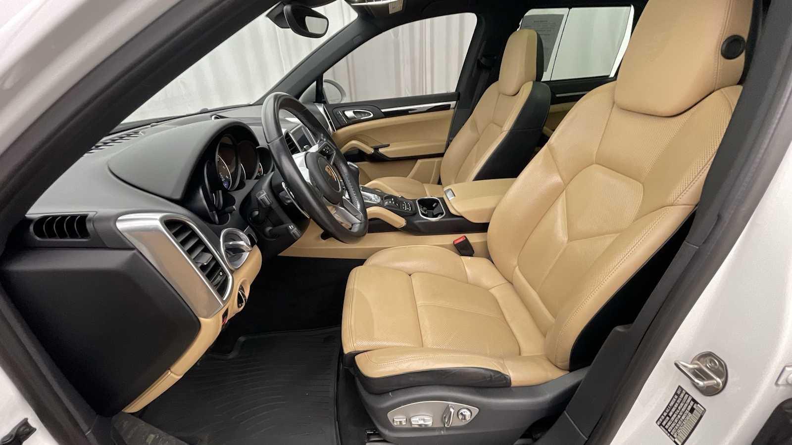 Thumbnail: 2018 Porsche Cayenne - 6