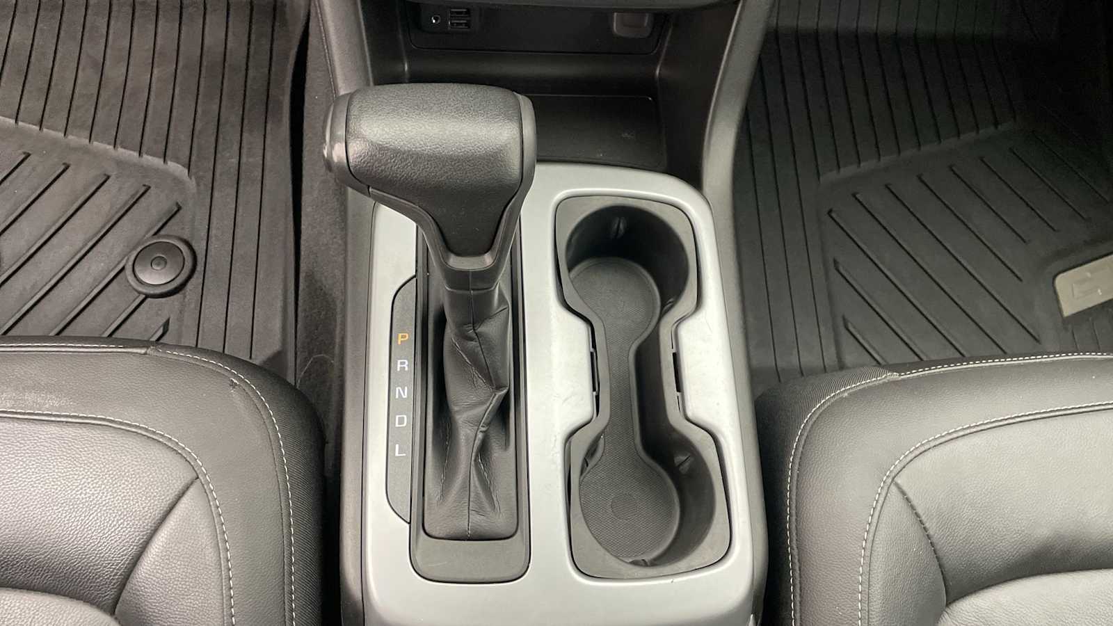 Thumbnail: 2021 Chevrolet Colorado - 20