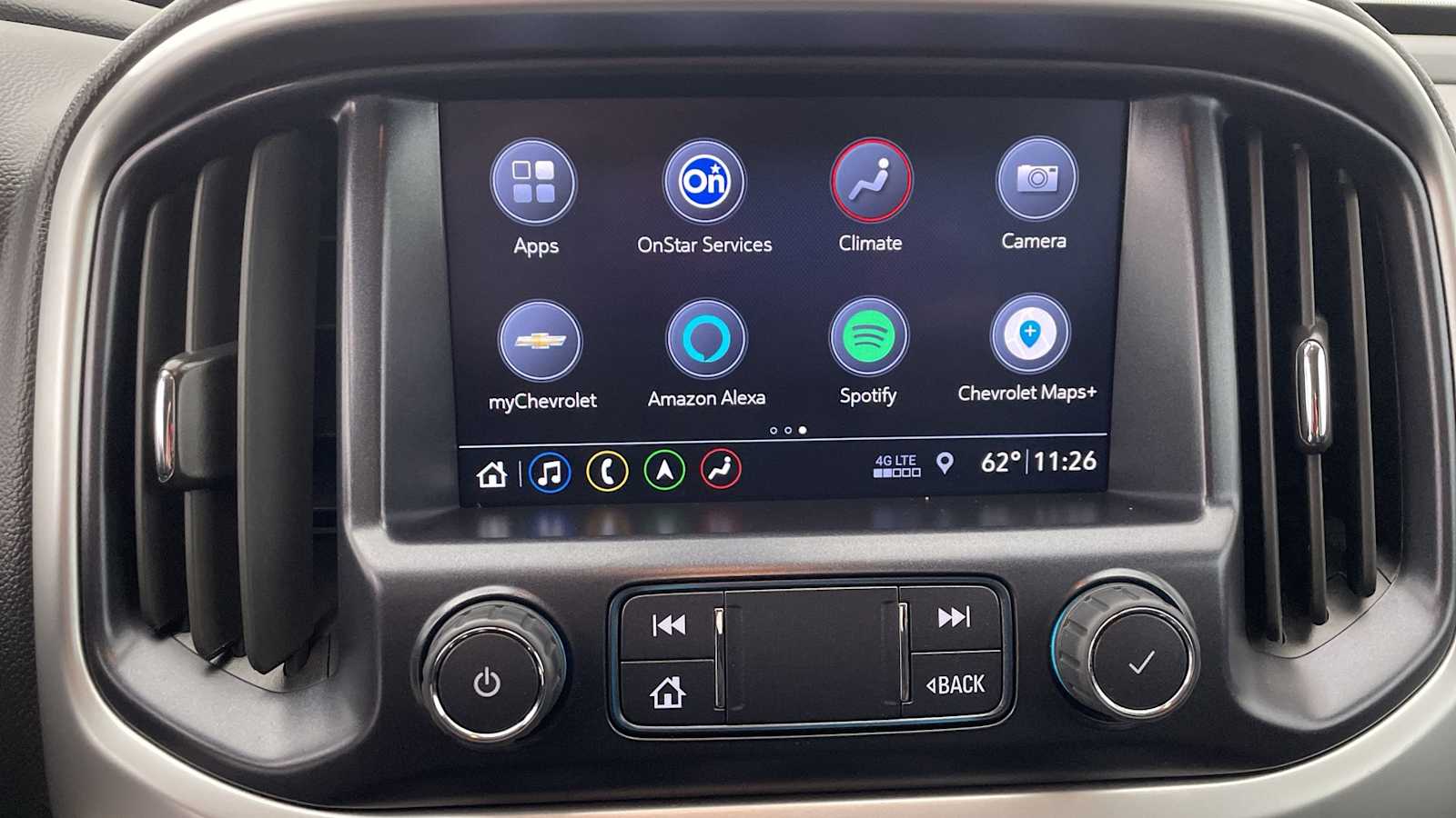 Thumbnail: 2022 Chevrolet Colorado - 25