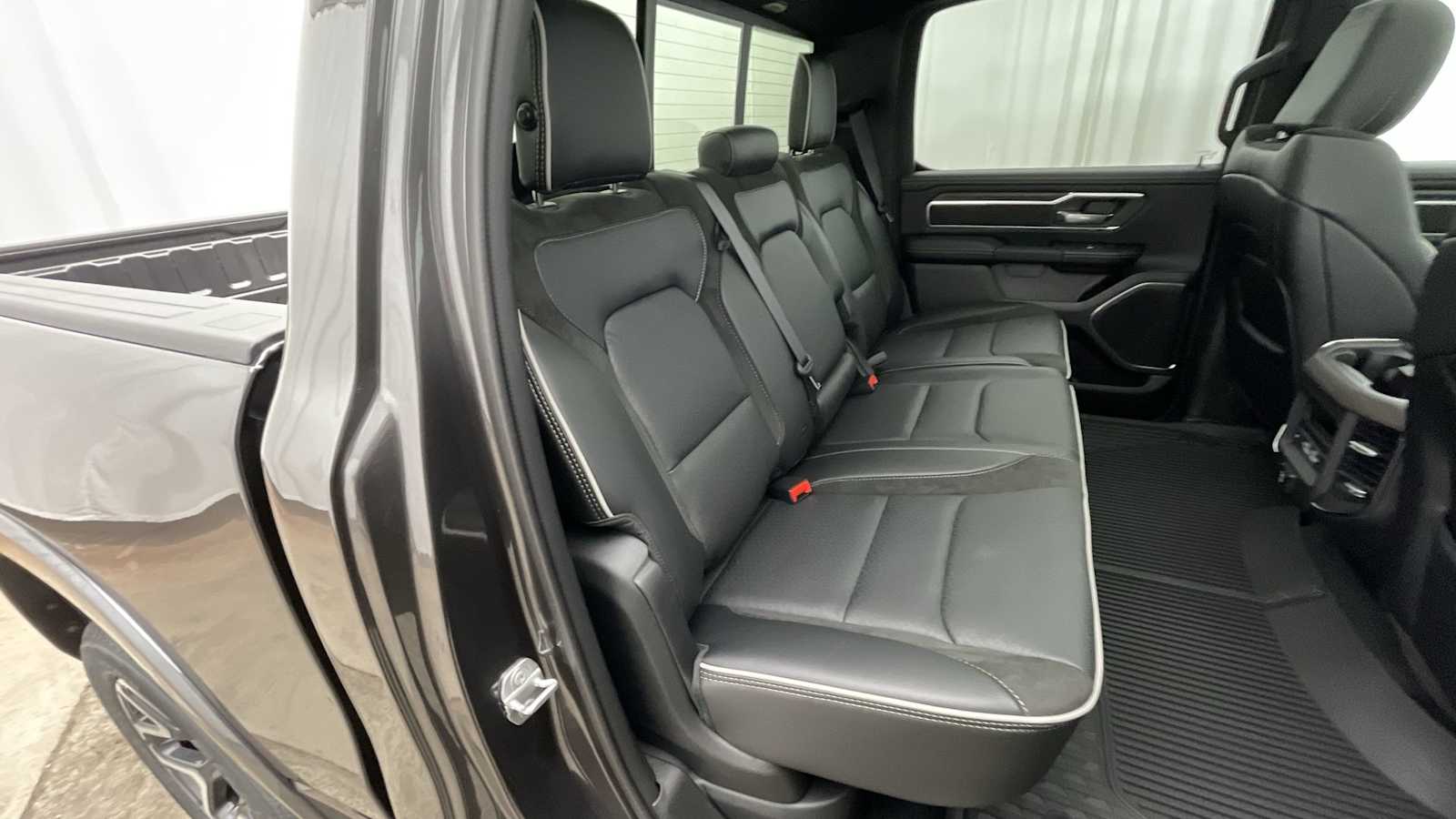 Thumbnail: 2026 RAM 1500 - 11