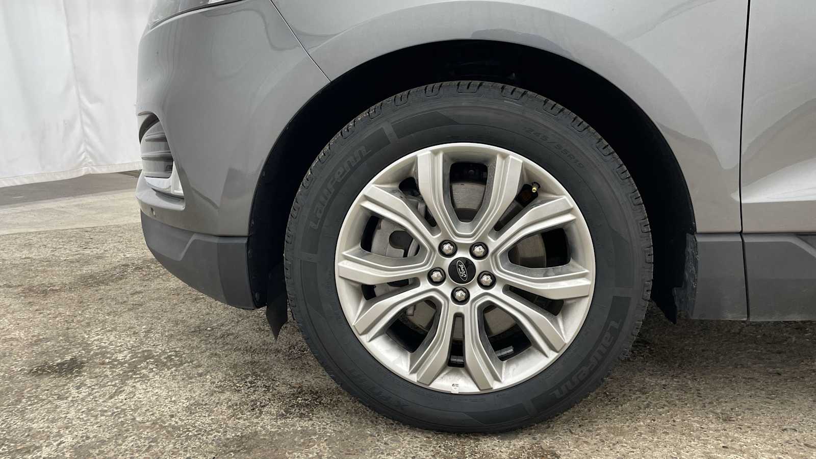 Thumbnail: 2024 Ford Edge - 41