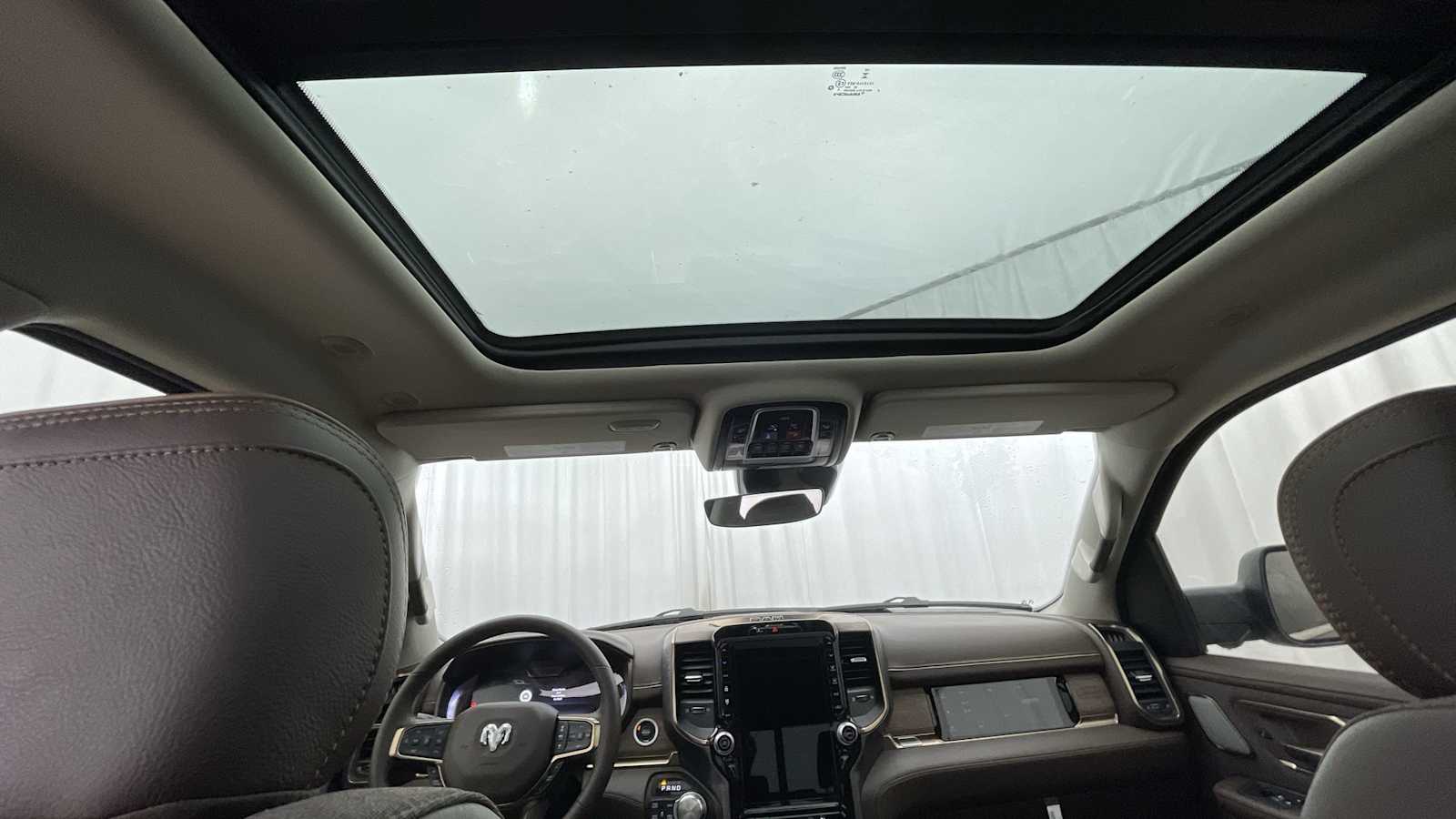 Thumbnail: 2026 RAM 1500 - 9