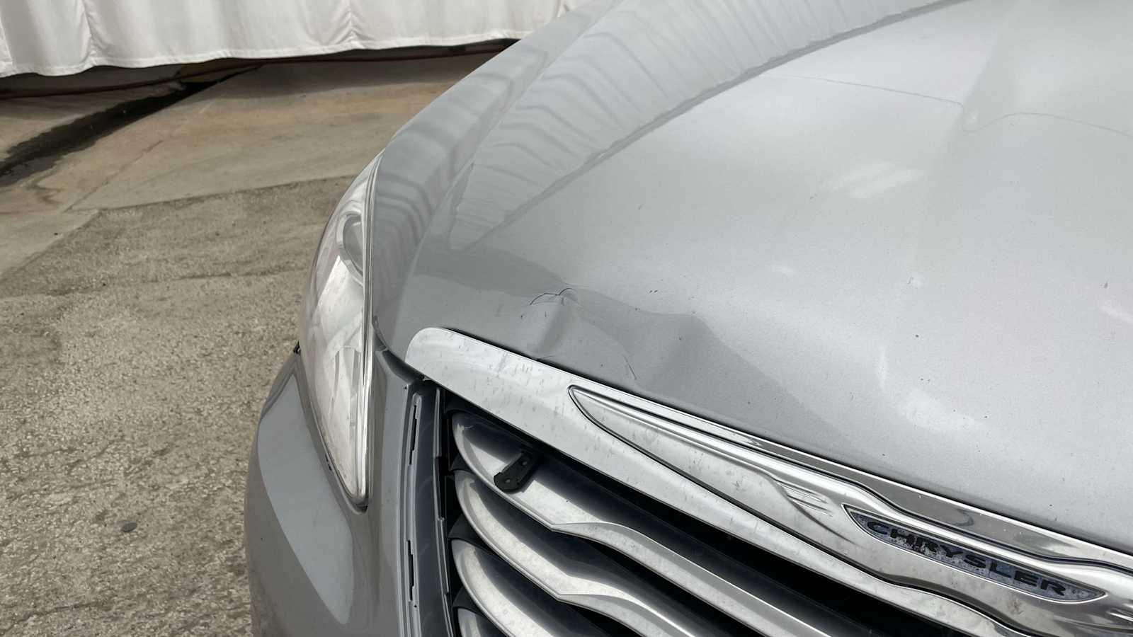 Thumbnail: 2014 Chrysler 200 - 36