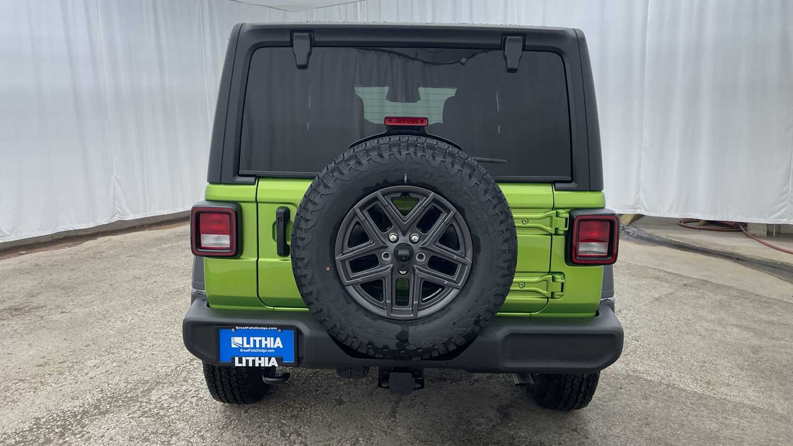 Thumbnail: 2026 Jeep Wrangler - 35