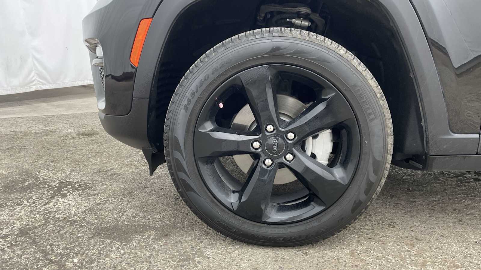 Thumbnail: 2025 Jeep Grand Cherokee - 43