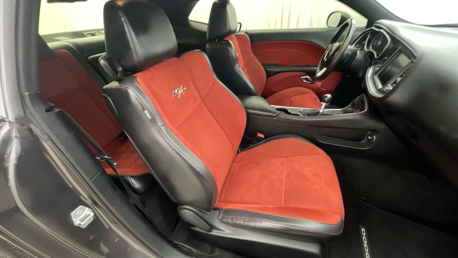 Thumbnail: 2015 Dodge Challenger - 11