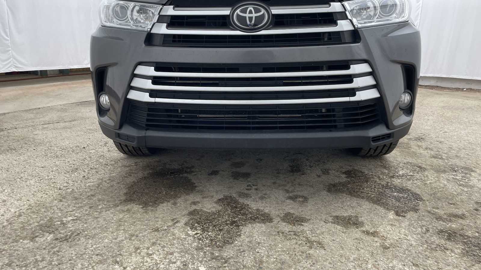 Thumbnail: 2018 Toyota Highlander - 39
