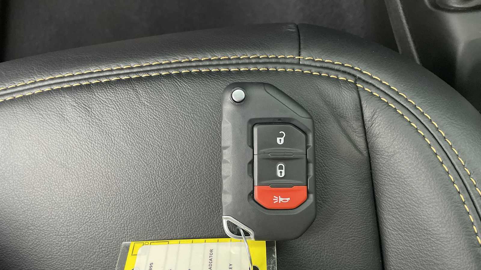 Thumbnail: 2026 Jeep Gladiator - 23