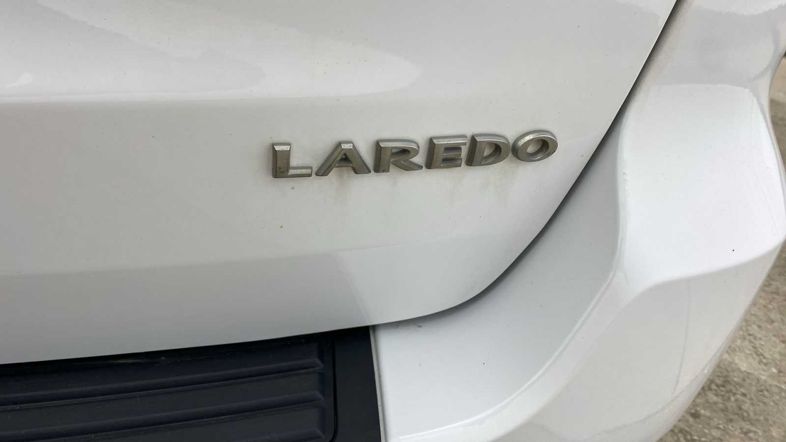 Thumbnail: 2017 Jeep Grand Cherokee - 45