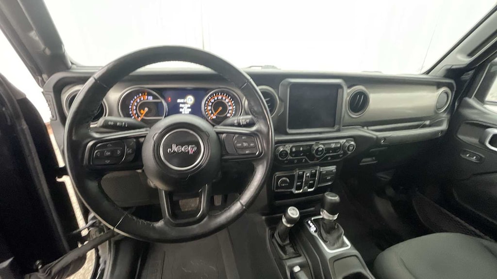 Used 2021 Jeep Gladiator Sport Truck Crew Cab