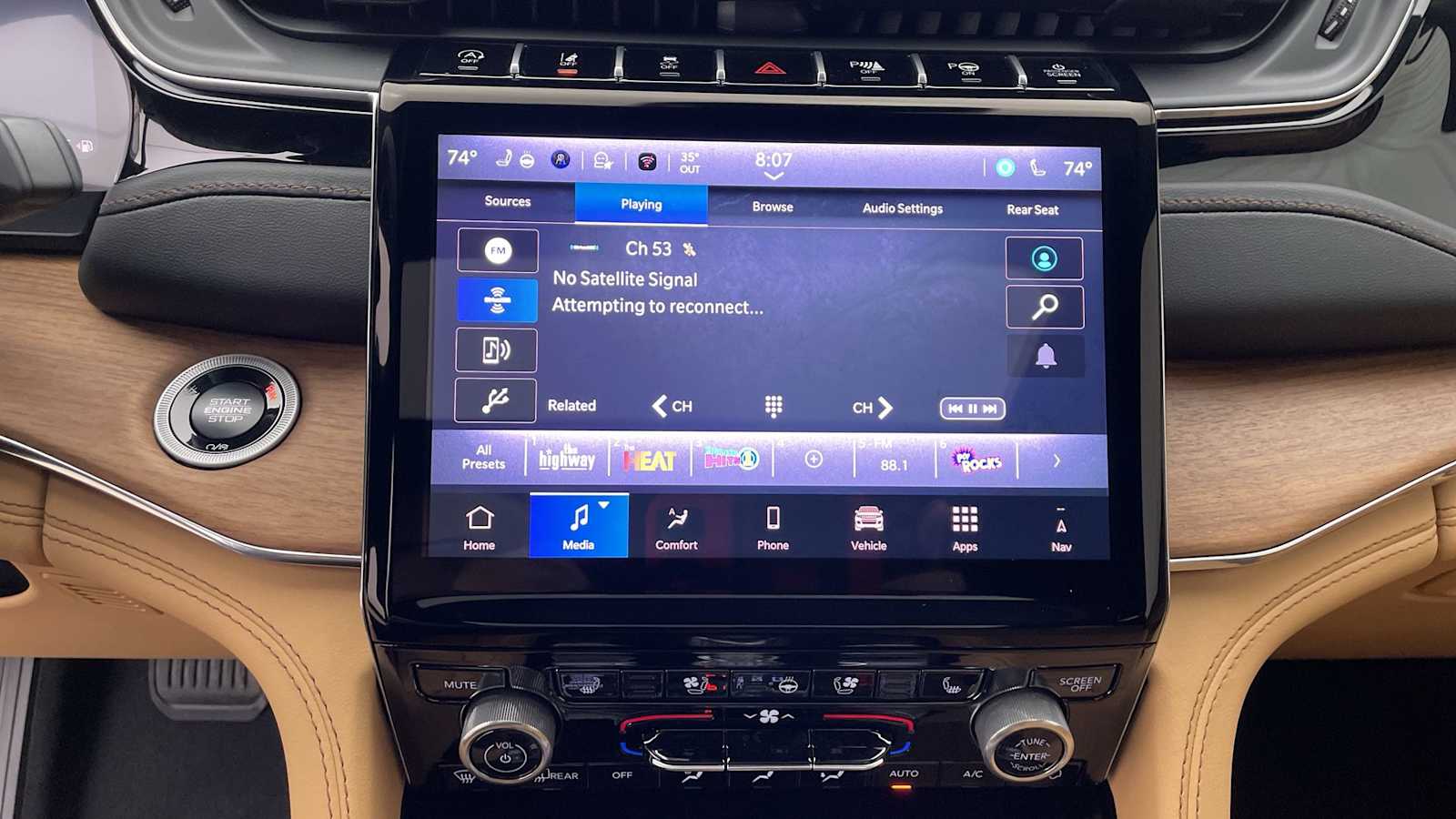 Thumbnail: 2025 Jeep Grand Cherokee - 21