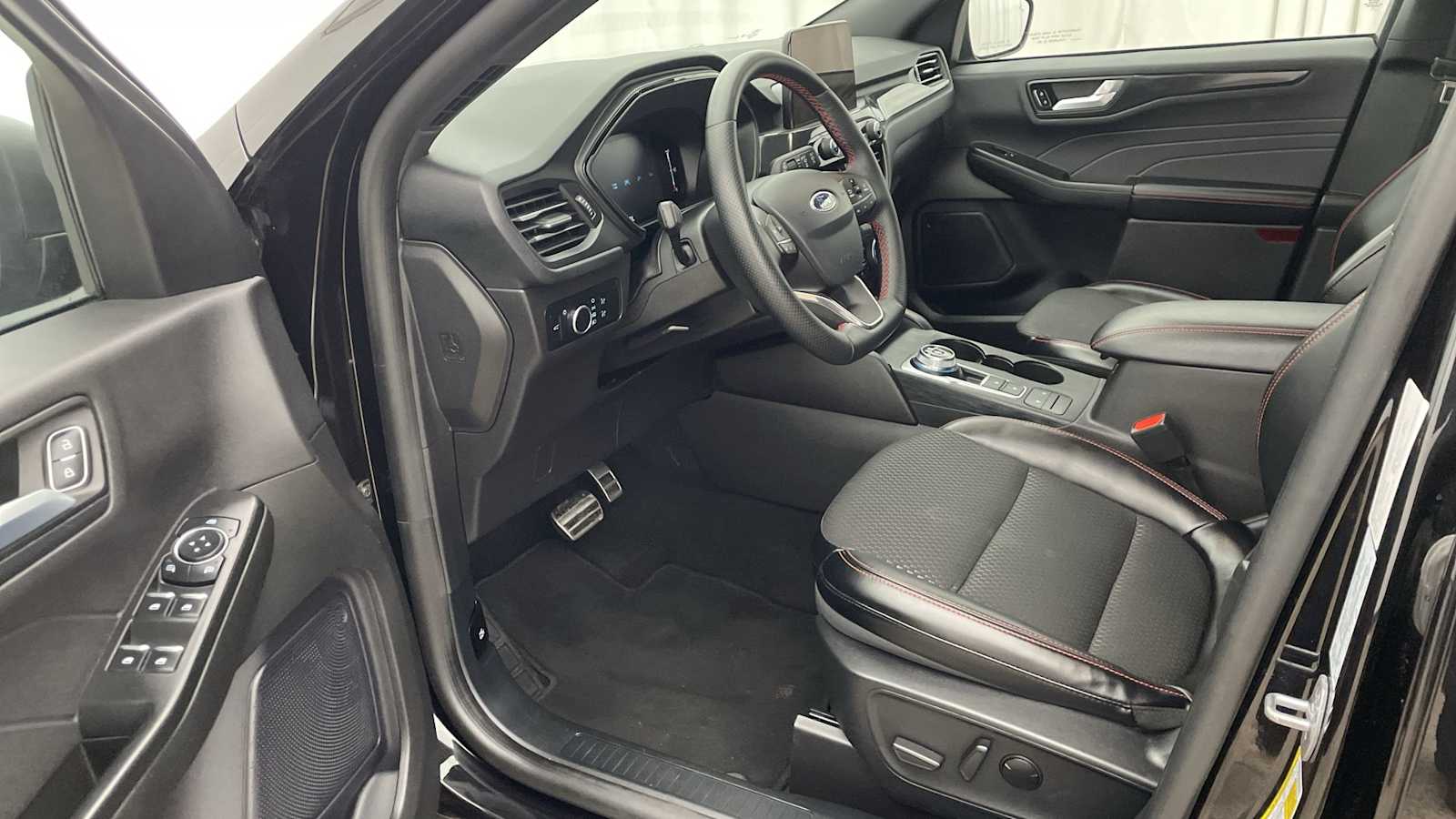 Thumbnail: 2024 Ford Escape - 2