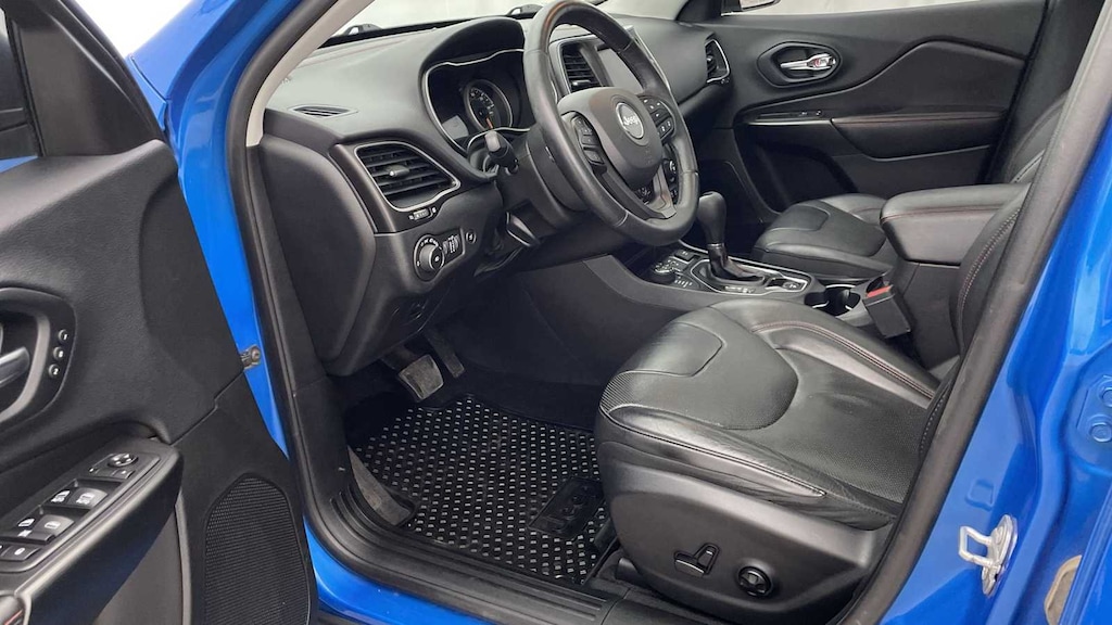 Used 2019 Jeep Cherokee Trailhawk 4x4 SUV