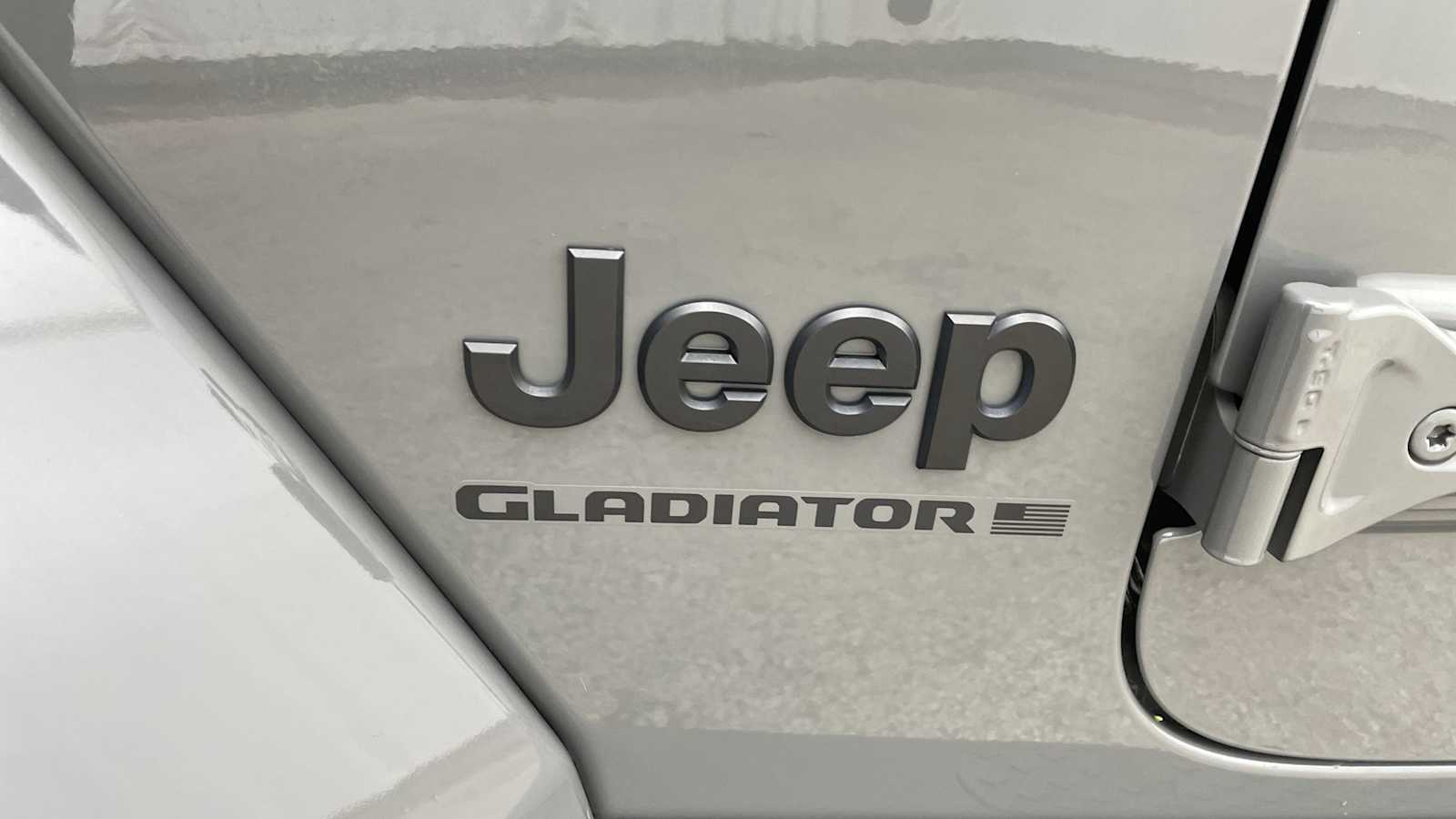 Thumbnail: 2023 Jeep Gladiator - 40