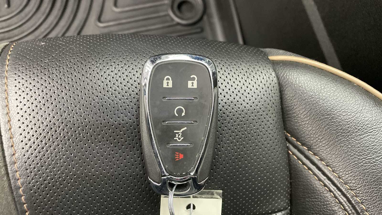 Thumbnail: 2019 Chevrolet Blazer - 21