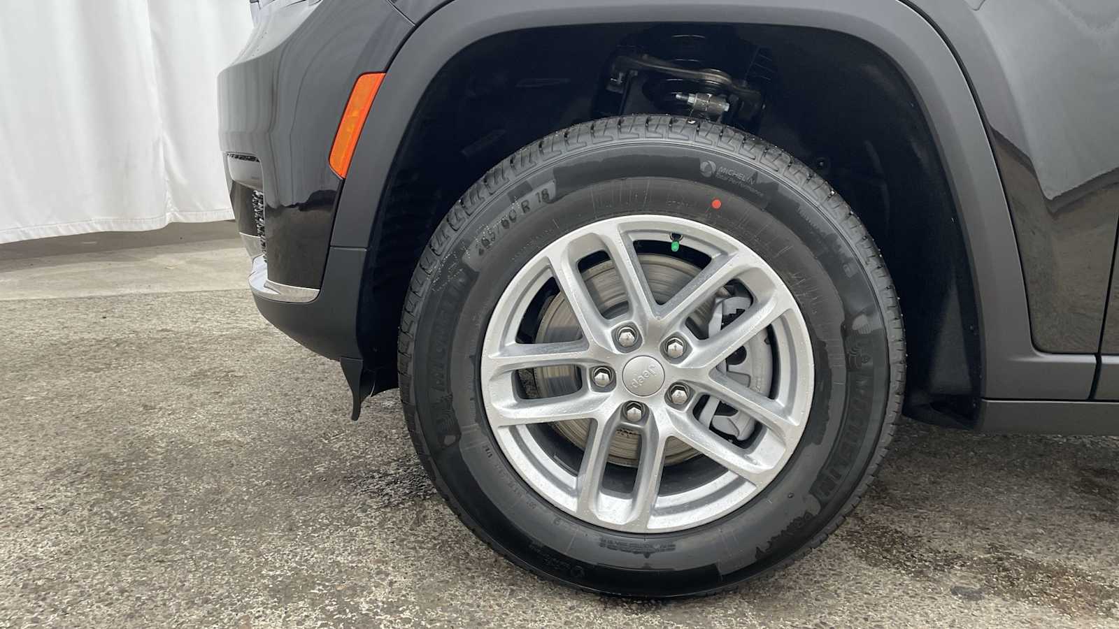 Thumbnail: 2025 Jeep Grand Cherokee - 42