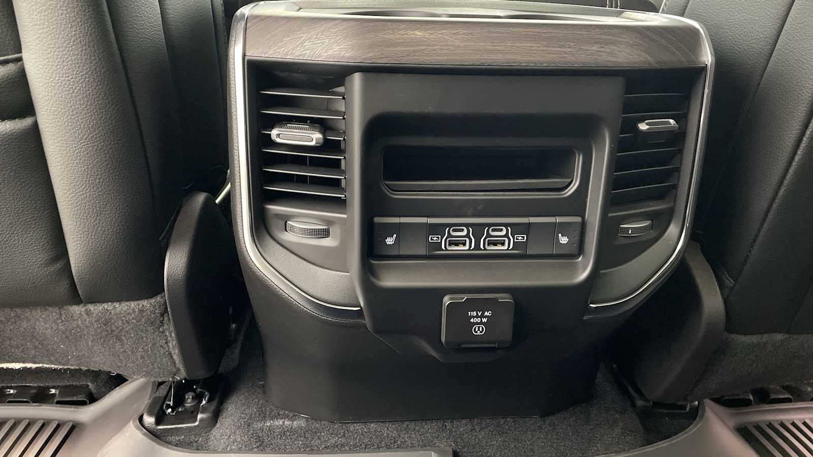 Thumbnail: 2026 RAM 1500 - 26