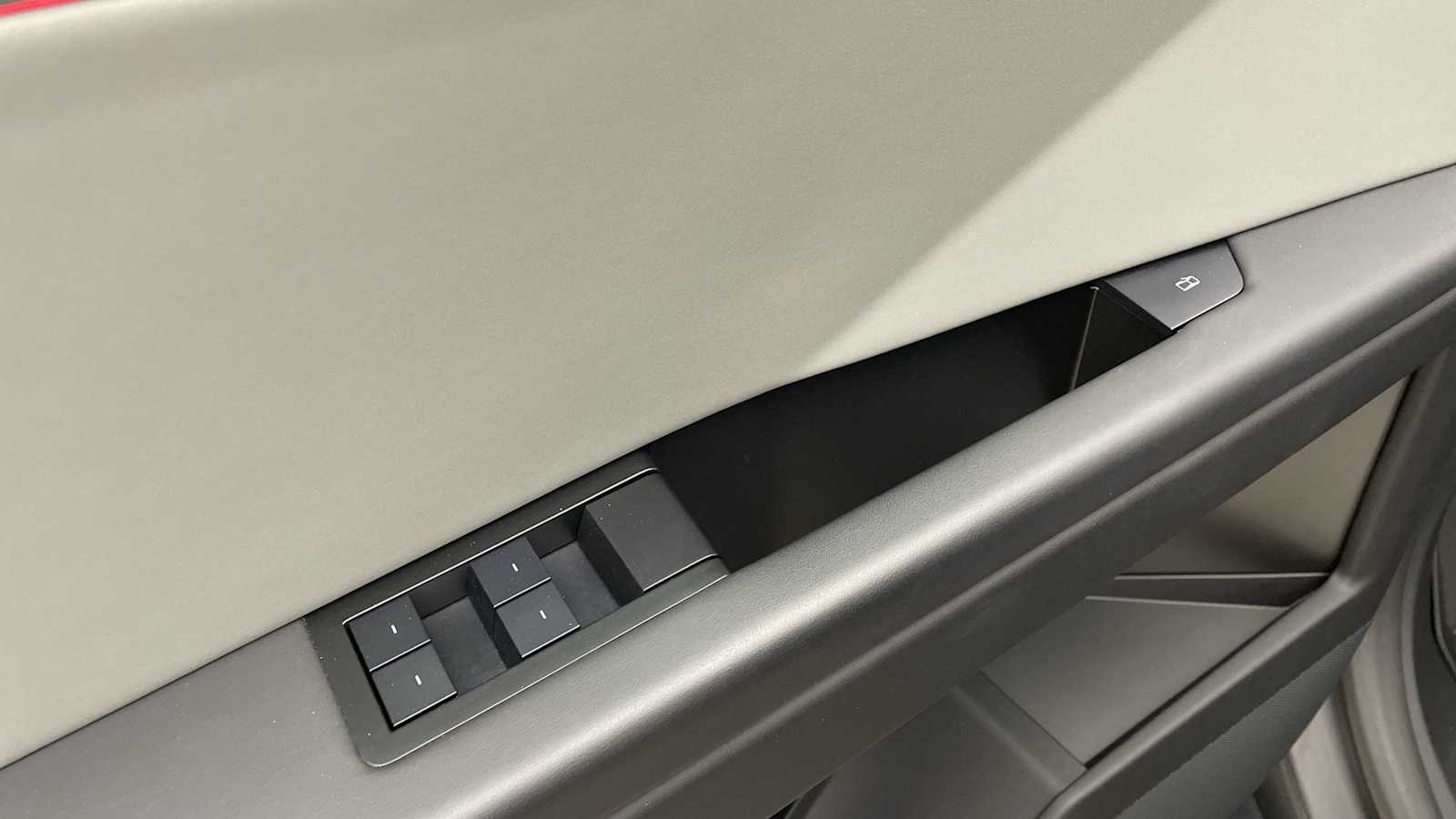 Thumbnail: 2024 Tesla Cybertruck - 8