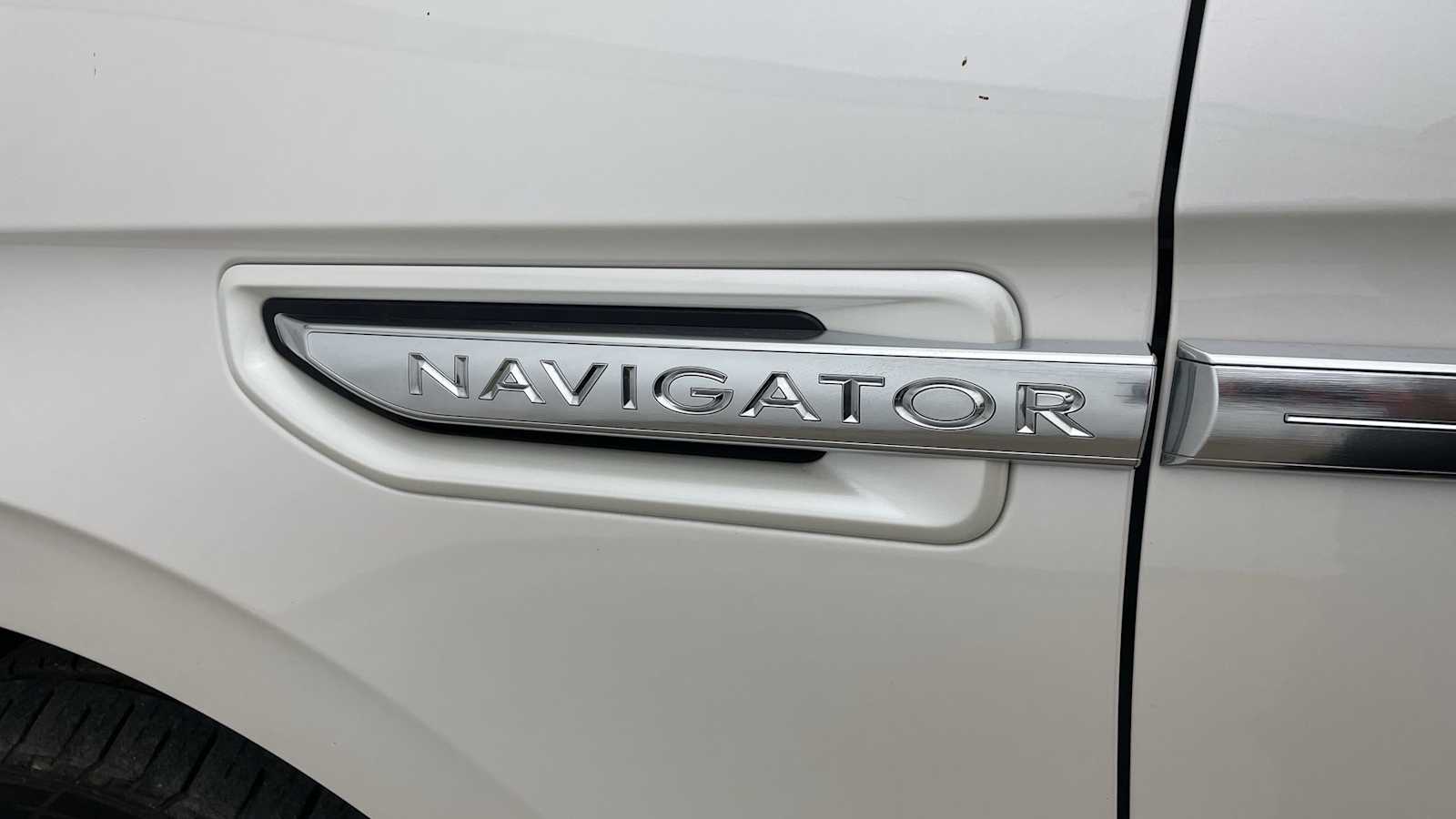 Thumbnail: 2018 Lincoln Navigator L - 45