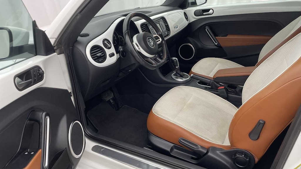 Used 2015 Volkswagen Beetle 1.8T Classic Coupe