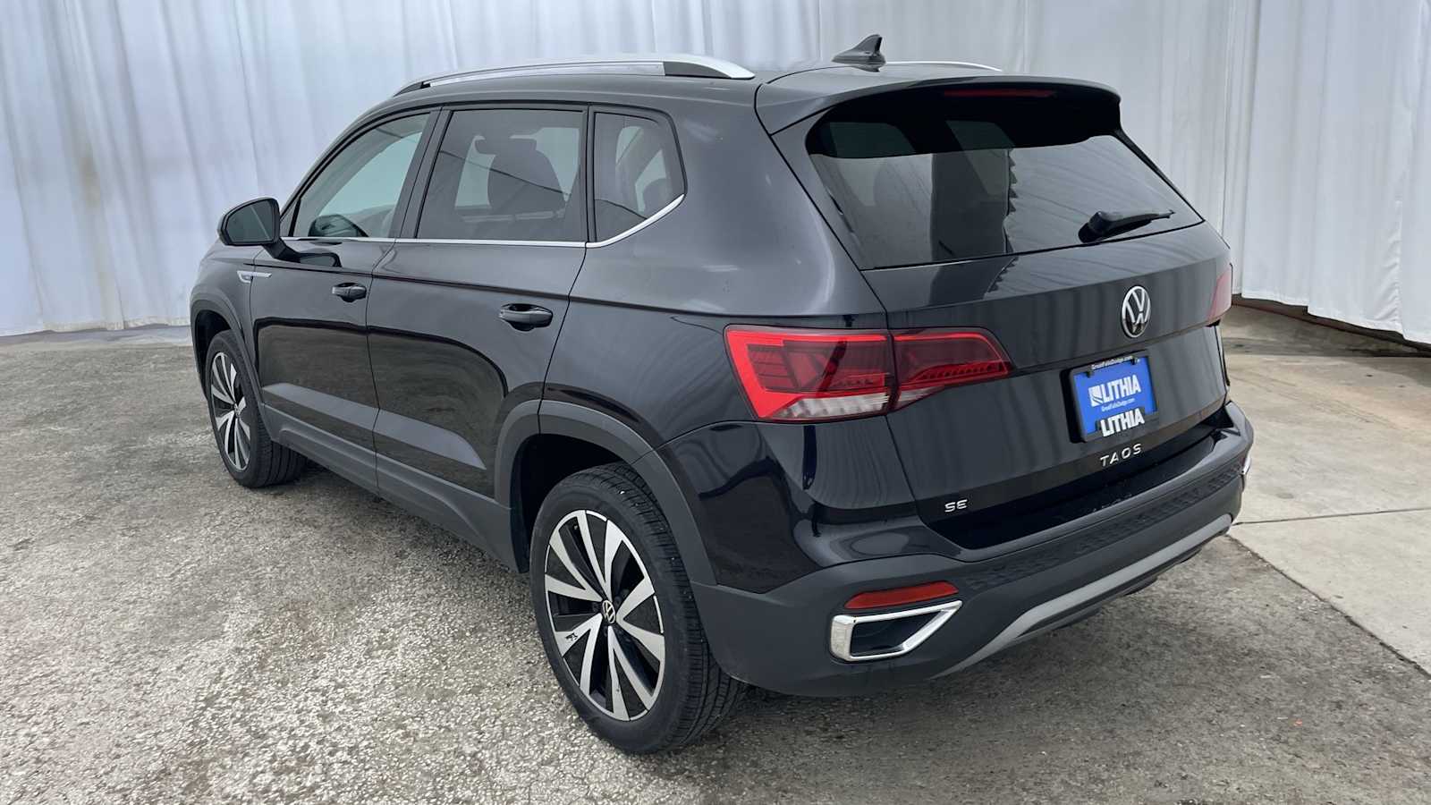 Thumbnail: 2024 Volkswagen Taos - 30