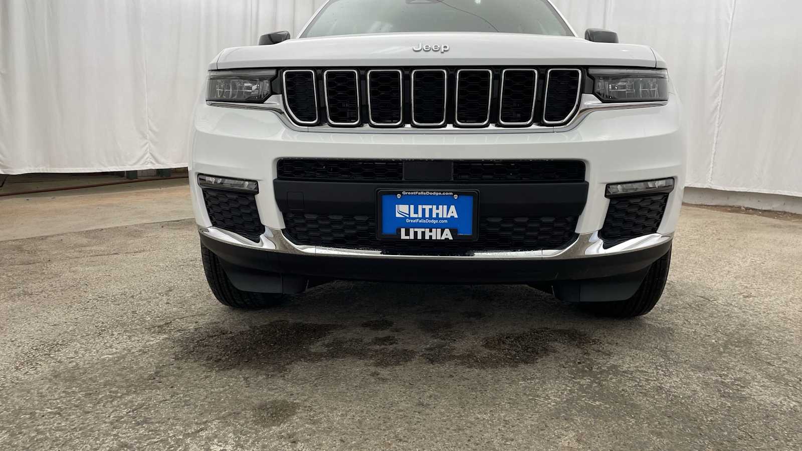 Thumbnail: 2025 Jeep Grand Cherokee - 41