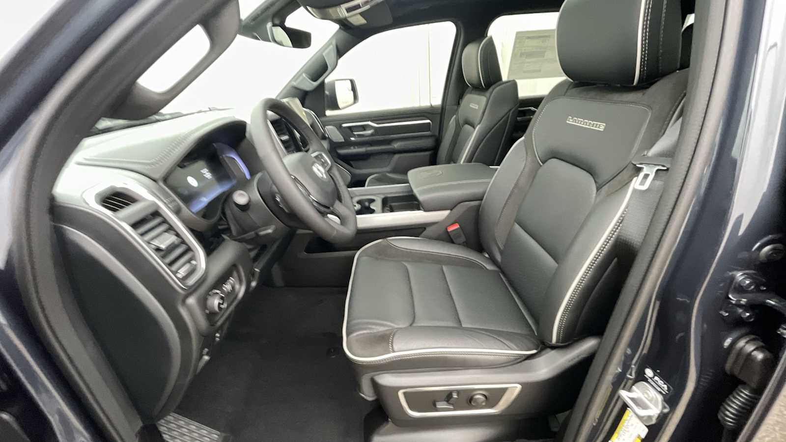 Thumbnail: 2026 RAM 1500 - 6